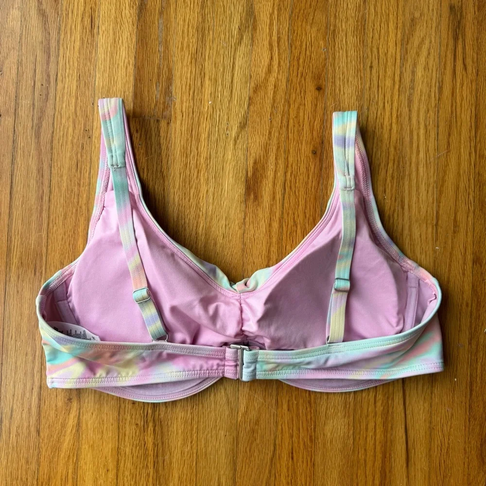Lands End Pastel Rainbow Swirl V-Neck Bikini Top - Picture 9 of 13